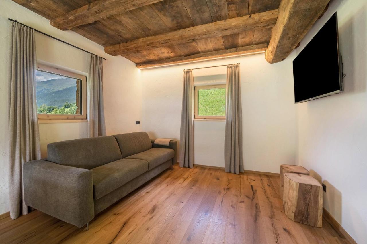 Chalet Zu Wosser St. Leonhard in Passeier Exterior foto